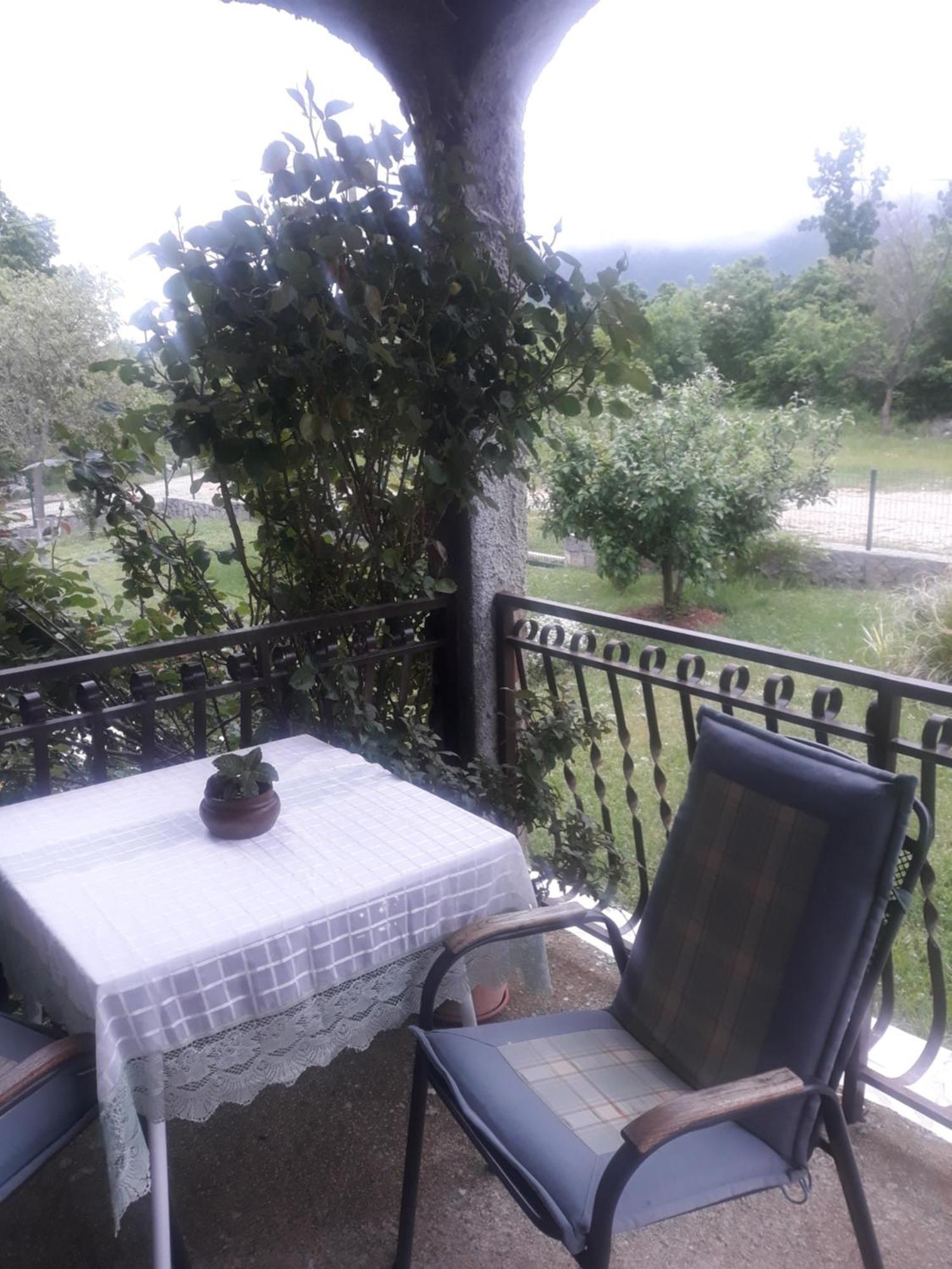 Apartman Lana Kijevo Esterno foto